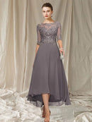 Paula – Elegantes Rundhalskleid mit kurzen Ärmeln für einen luxuriösen Look