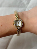 Helene – Wasserdichte Uhr mit quadratischem Zifferblatt und verstellbarem Armband