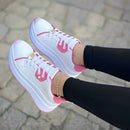 Sybil - Bequeme Sneakers mit rutschfester dicker Sohle und Streifen