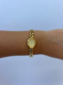 Johanna – Luxusuhr mit verstellbaren Armbändern und zeitlosem Entwerfen