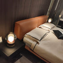 Moderne Rigel Tischleuchte aus rundem Glas