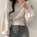 Helene - Lässiges langärmeliges Sweatshirt mit Gürtel und Knöpfen