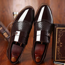 James – Riemchenschuhe mit spitzer Spitze und Schnallendetail