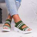 Inara – Bequeme Sandalen mit Streifenmuster, breiter Passform und gepolsterter Sohle