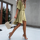 Rose – Anmutiges Kleid Mit Feinen Falten