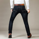 Mason – Schlank Fit-Jeans mit mehreren Taschen und klassischem Stichdetail