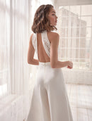 Emma - Luxuriöser Jumpsuit mit tiefem V Ausschnitt und geteiltem weitem Bein
