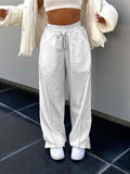 Lena – Moderne Cargohose mit weitem Bein und verstellbarem Bund