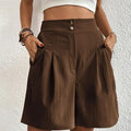 Clara - Bequeme Shorts mit hoher Taille und doppelter Knopfleiste und Taschen