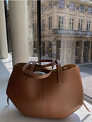 Lena - Leichte Handtasche mit großem Fassungsvermögen und verstellbaren Trägern