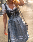 Gisela - Bequemes Kurzärmelig Kostüm Mit Schürze Und Bluse