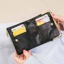 VitageWallet – Kompakte, zweifach faltbare Geldbörse mit Vintage-Kiss-Lock-Verschluss und mehreren Kartenfächern