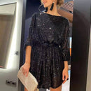 Talina - Lockeres Minikleid mit Rundhalsausschnitt langen Ärmeln und Gürtel