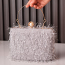 Isla – Abend-Clutch mit modischen Fransen und elegantem, strukturiertem Design