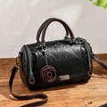 Hanna – Stylische Handtasche mit Blumendesign und verstellbarem Riemen