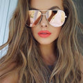 Isla – Stylische Sonnenbrille mit verspiegelten Gläsern und mutigem Rahmendesign