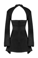 Mandy – Stilvolles Langarm Minikleid mit auffälligem Ausgeschnitten Ausschnitt