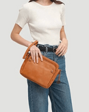 Sabrina – Leichte Umhängetasche mit verstellbarem Riemen und mehreren Taschen