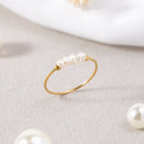 Zelda – Klassischer Ring mit dezentem Perlenakzent für einen modernen Look