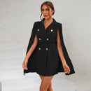 Naelle – Tailliertes Blazerkleid mit Cape Schultern und taillierter Taille