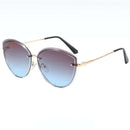 Eliana – Modische Cat-Eye-Sonnenbrille mit dunklen Gläsern und UV-Schutz