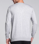 Felix - Schmal geschnittene Strickjacke mit V-Ausschnitt langen Ärmeln und Knöpfen