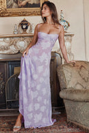 Laura – Stilvolles ärmelloses Kleid mit dünnen Trägerdetails und Blumendruck