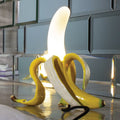 GlowNana – Bananenförmige Tischleuchte mit Art-Déco-Form und sanftem Umgebungslic