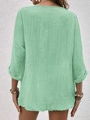 Almut - Elegante Bluse mit V Ausschnitt und langen Ärmeln mit Knopf