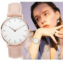 Heike – Stilvolle Uhr mit rundem Zifferblatt und verstellbaren Armbändern