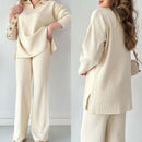 Louisa - Stilvolles zweiteiliges Set mit Pullover mit V Ausschnitt und Hose mit lockerem Schnitt