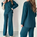 Louisa - Stilvolles zweiteiliges Set mit Pullover mit V Ausschnitt und Hose mit lockerem Schnitt