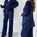Louisa - Stilvolles zweiteiliges Set mit Pullover mit V Ausschnitt und Hose mit lockerem Schnitt
