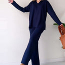 Louisa - Stilvolles zweiteiliges Set mit Pullover mit V Ausschnitt und Hose mit lockerem Schnitt