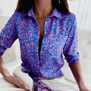 Sophia - Langärmelige Bluse mit Umlegekragen und einzigartigem Druckdesign