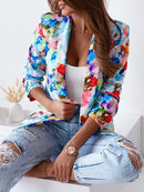 Heidi – Damenblazer mit Blumenmuster und klarer eleganter Passform