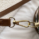 Clara - Leichte Crossbody Tasche mit großem Fassungsvermögen und verstellbarem Riemen